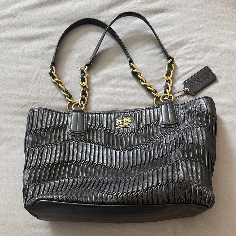 Coach Madison Style 20522, pleated leather, purple lining, gold accents